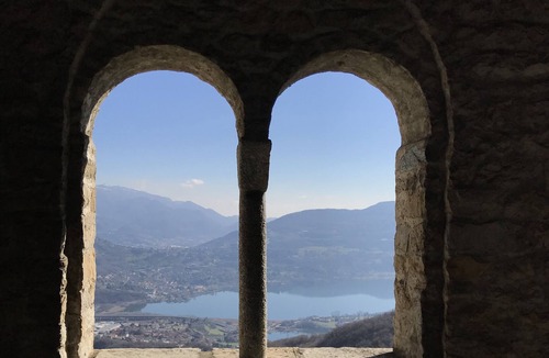 Capiago Intimiano Apartment | COMO - VILLA GABRIELLA - SUNSET