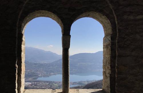 Albate Apartment | COMO - VILLA GABRIELLA - HALFWAY