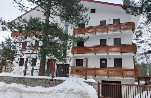 Moccone Apartment | Comodo appartamento in Sila Moccone-Camigliatello