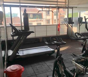 Floridablanca Apartment | Comodo Apto 2Hab con Piscina, Gym y Balcón