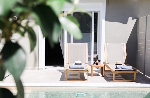 Nidri Apartment | Comodo Suites