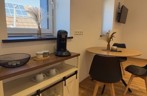 Burgau Apartment | Compact Studio 14 min Legoland Burgau | Smart Lock + WLAN
