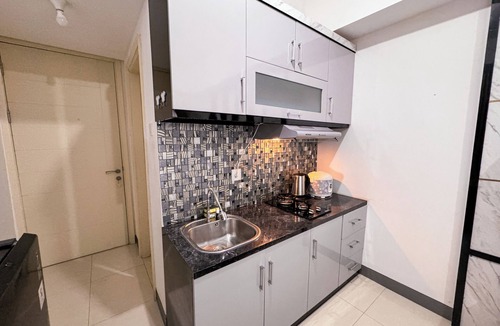 Surabaya Apartment | Compact Studio at Benson Supermall Mansion Apartment