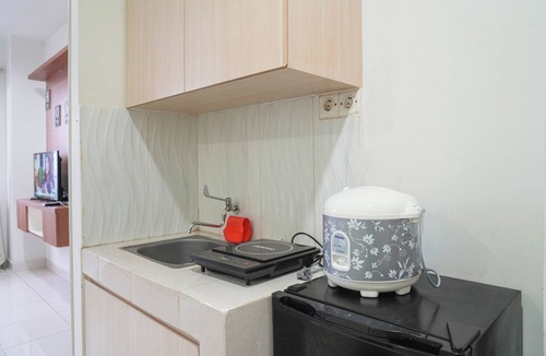 Citaringgul Apartment | Compact White 1Br At Sentul Tower Apartment