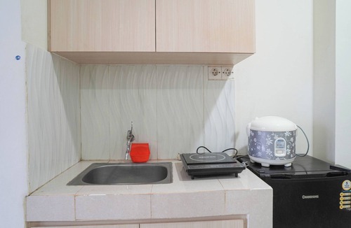 Citaringgul Apartment | Compact White 1Br At Sentul Tower Apartment