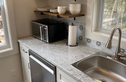 Saint Croix Cottage | Compass Cove Cottage with Hot tub