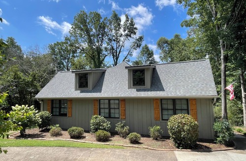 Anderson Cabin | Complete 2025 remodel! Lakefront. Deep Water. Quiet Cove. Convenient to Clemson.