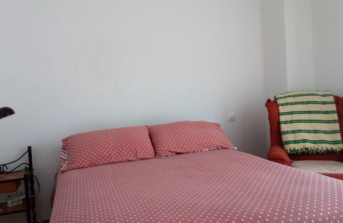 Santander Apartment | Complete apartment near the airport. Next to the English Court shopping center.