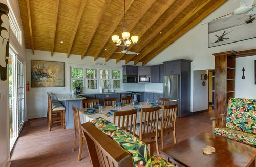 Placencia House | Complete Beach Retreat: Cottage + Beachhouse