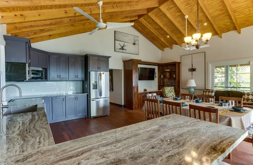 Placencia House | Complete Beach Retreat: Cottage + Beachhouse