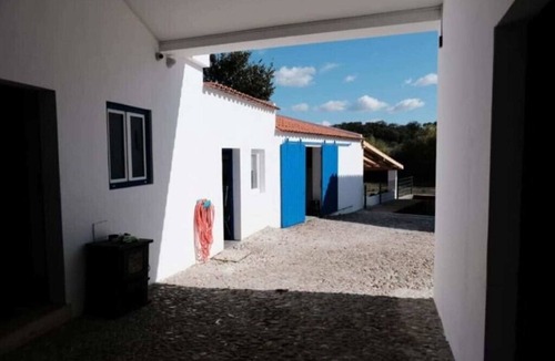 Azoia de Baixo Villa | Complete Holiday Home - Herculano, Alexandre and Peregrino