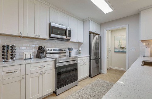 Florida North Atlantic Coast House | Completedly Renovated Pool: Home Minutes to Beach!