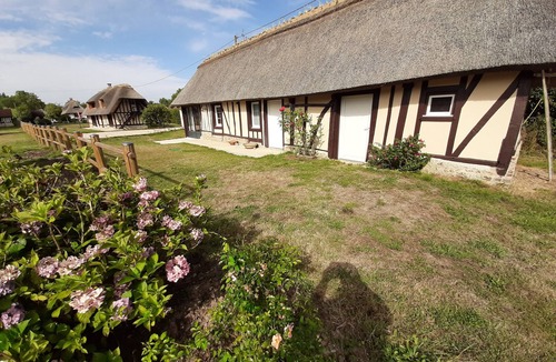 Saint-Pierre-du-Val Cottage | Completely renovated cottages between Honfleur and Pont Audemer