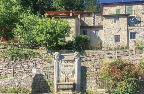 Chiusi della Verna House | COMPLETELY RENOVATED VINTAGE HOUSE