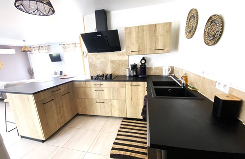 Allez-et-Cazeneuve House | Completely renovated country house with air conditioning and garden