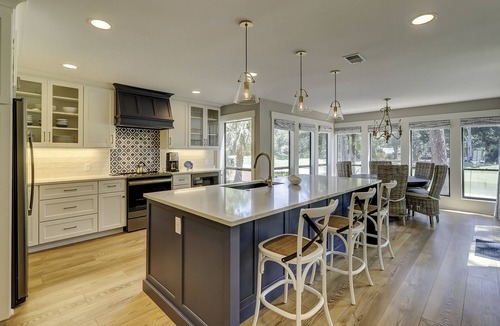 Sea Pines Villa | Completely renovated Harbour Town villa, located right on the golf course