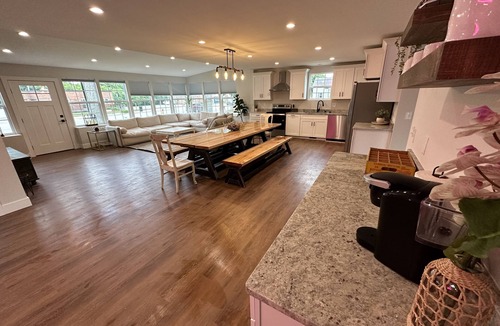 Port Sanilac Cottage | Completely remodeled getaway! Walking distance to beach, restaurants and bars