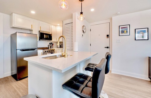 South Hyde Park Apartment | Completely remodeled apartment in the heart of Kansas City