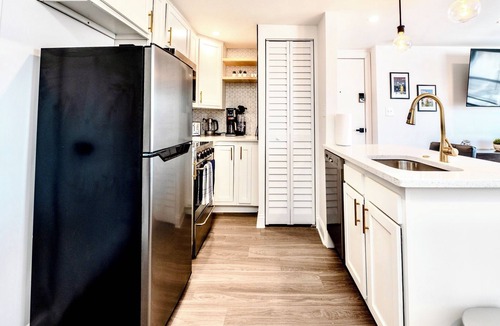 South Hyde Park Apartment | Completely remodeled apartment in the heart of Kansas City
