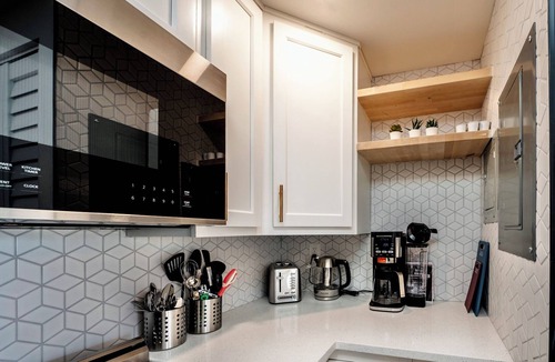 South Hyde Park Apartment | Completely remodeled apartment in the heart of Kansas City