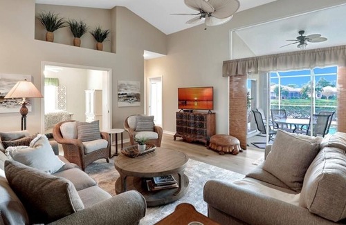 Falcons Glen House | Completely Remodeled Private Home in Lely with Pool (sleeps 6)