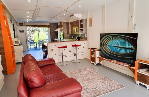 Maisons-Alfort House | Completely renovated house with terrace and garden