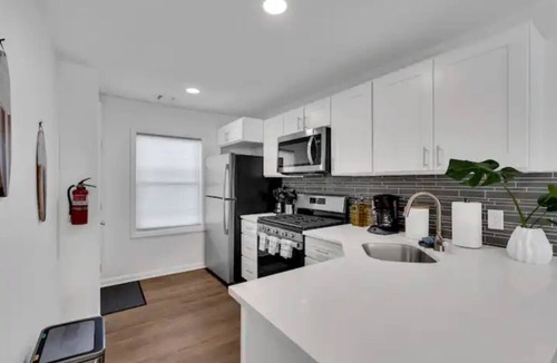 Bradley Beach House | Completely Renovated Mid-Century Dream Bungalow