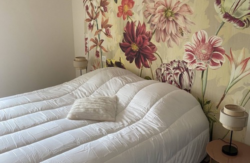 Coren Other | Completely renovated country house sleeps 12