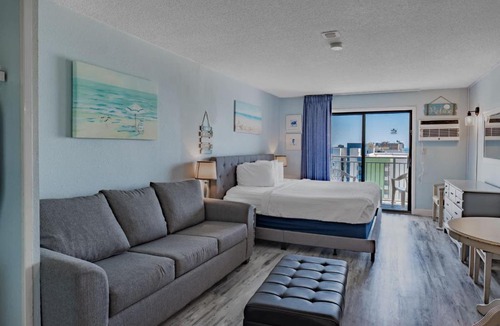 Myrtle Beach House | Completely Renovated Ocean View King Suite! Perfect for 4 Guests! Sea Mist 51608