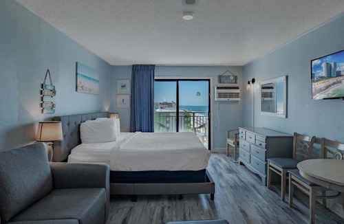 Myrtle Beach House | Completely Renovated Ocean View King Suite! Perfect for 4 Guests! Sea Mist 51608