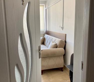 Husi Apartment | Complex Omnia - Apartamente Husi