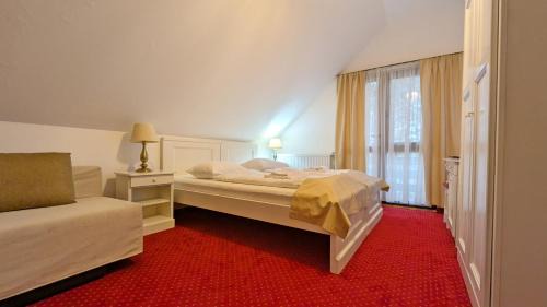 Moinesti Hotel | Complex Parc Pini Moinesti