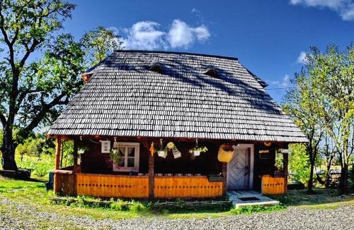 Breb House | Complex Tradițional Casa din Vale Breb