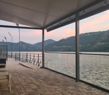 Svinita House | Complex Turistic Emilio