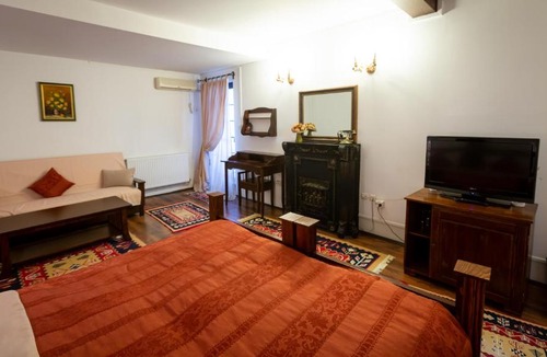 Maracineni Hotel | Complex Turistic "Moara Dragaicilor"