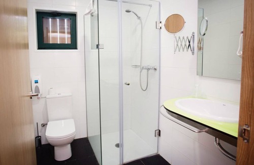 Triacastela Hostel | Complexo Xacobeo SL