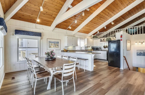 South Bethany House | Complimentary activities, a $300 WEEKLY value! Location, location, location . this home in lovely South Bethany Beach has it! Wake up to beautiful sunrises
