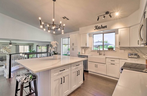 Estrella Mountain Ranch Cottage | Complimentary Heated Pool: Goodyear Getaway!