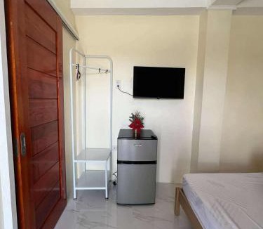 Compostela Bed & Breakfast | Compostela Guest Room #2 Terrace, Rooftop, Netflix, WiFi