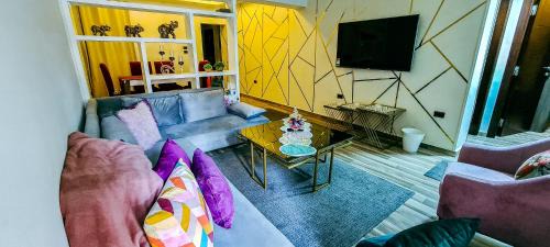 Agouza Apartment | Comtemporary Apartment in Cairo's City Centre