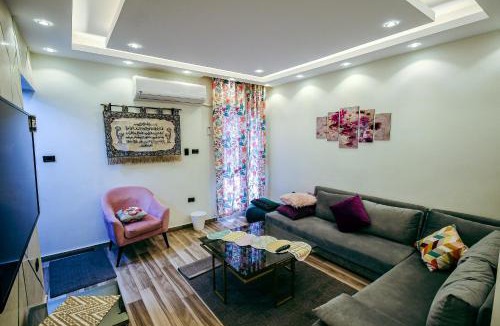 Agouza Apartment | Comtemporary Apartment in Cairo's City Centre
