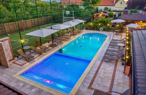 Vladeni Resort | Conacul Ambient