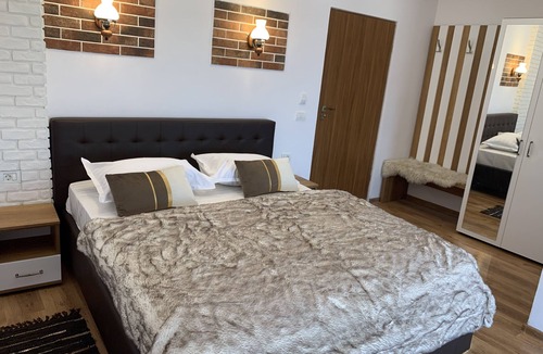 Dragus Bed & Breakfast | CONACUL FLO'CAMY