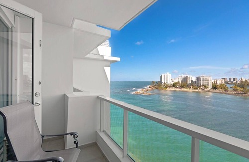 Puerta de Tierra Apartment | Concha Studio | located at the Condado Lagoon Villas building in Condado