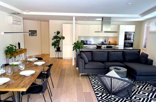 Central Interlaken Condo | Concierge, Penthouse Alps Scenic View by SwissHut