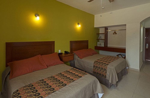 Villa de Alvarez Hotel | Concierge Plaza la Villa
