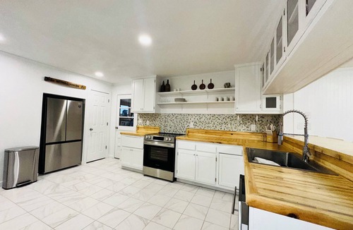 St. James House | Concord Cottage