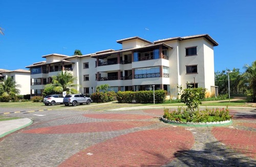 Centro Apartment | Cond Genipabu Club House a 900mts Praia Guarajuba com Jardim, 3 Quartos, Vagas de Garagem e Cozinha totalmente Equipada