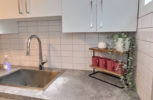 Saint-Sacrement Apartment | Condo 4 chambres Summ