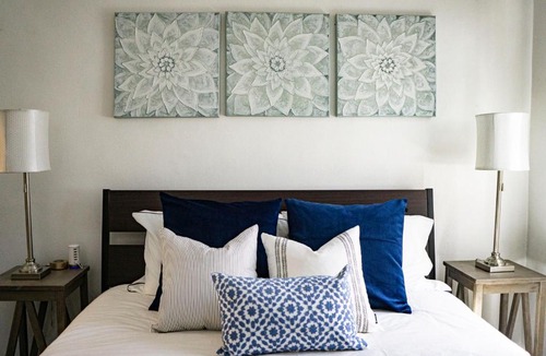 East Village Apartment | Condo- Downtown Long Beach -Convention -Queen Mary